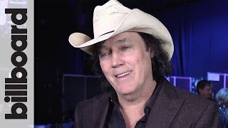 David Lee Murphy Reacts to Winning Musical Event of the Year | CMAs 2018