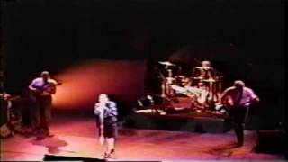 10,000 Maniacs - Poison In The Well (1989) New Haven, CT