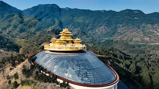 China’s Most Shocking Place: They Built a Golden Palace!