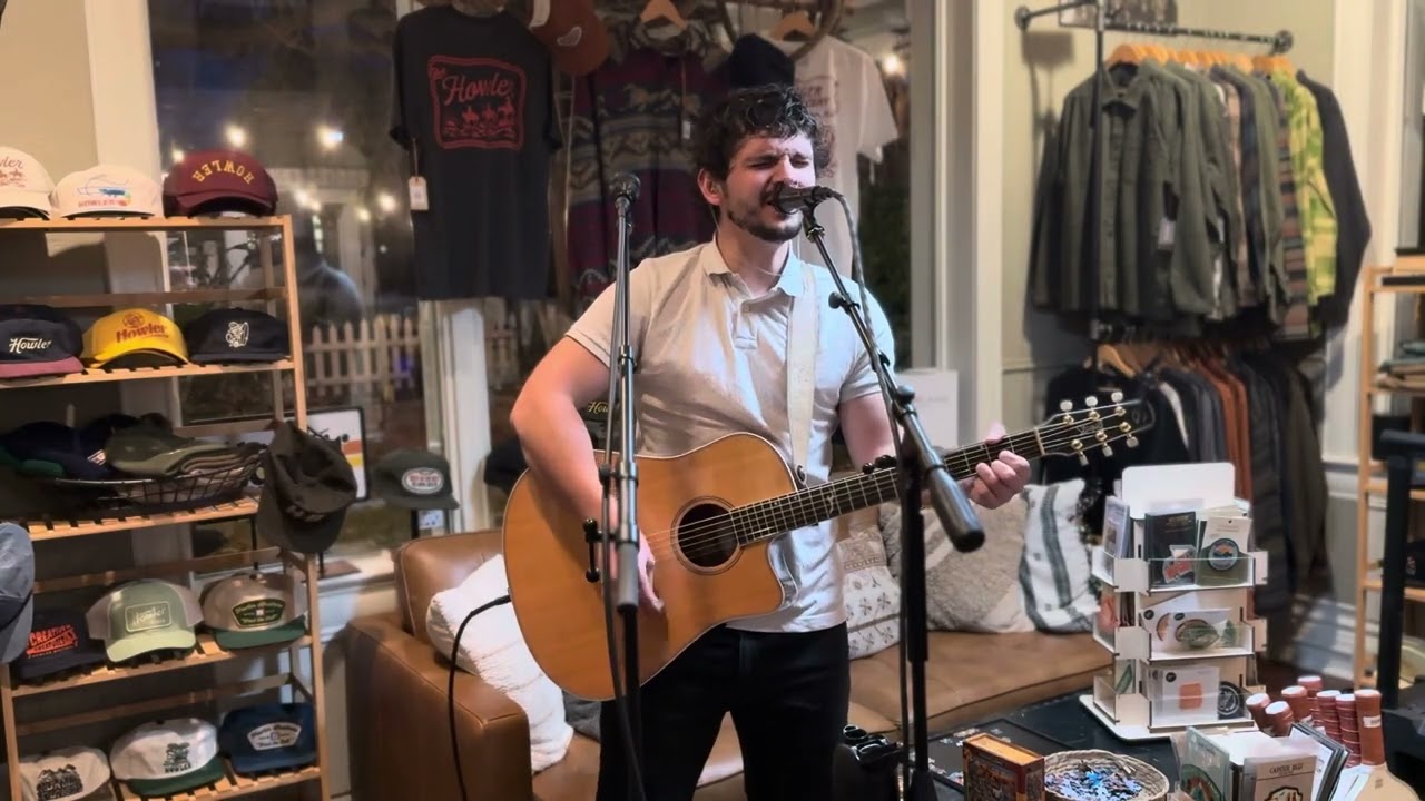 Promotional video thumbnail 2 for Dylan Thomas Gavin