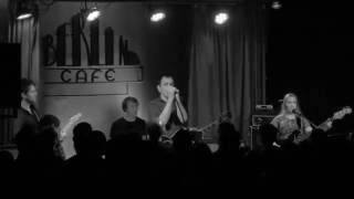 The Wedding Present - 'Go Out and Get 'Em Boy!'  live @Café Berlin, Madrid