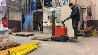 Gerbeur BT SWE160D à vendre - Image 4 | Machineryline SN Gerbeur BT SWE160D | Image 4 - Machineryline