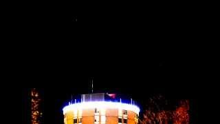 preview picture of video 'Escanaba Harbor Tower Time Lapse Of Stars'