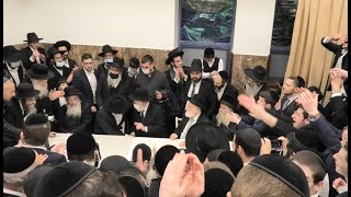 הגאון הינוקא הרב שלמה יהודה שליט"א - בחתונת אחד מתלמידיו • תיעוד - The Yanuka - Rav Shlomo Yehuda