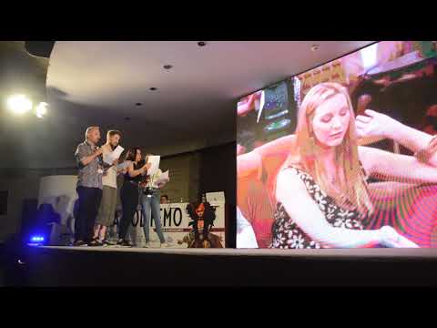 Scenetta di Friends doppiata da R.Acerbo, F.Mazzotta, L.Roma e Maurizio Merluzzo