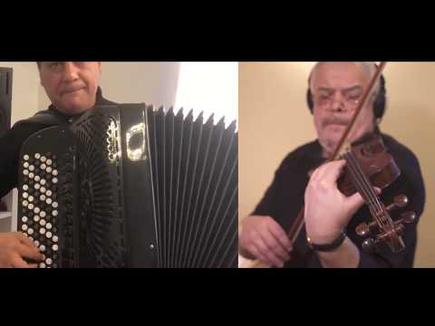 LELO NIKA & CARMEN PICULEATA   "VISION"