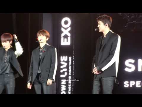 EXO talking + sehun throwing wind SMTOWN IN CHILE 190118