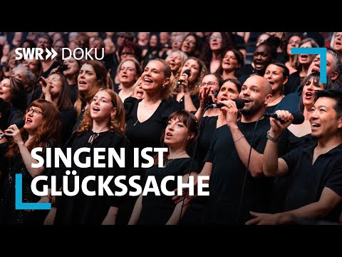 Von 20 Sängern zum Mega-Ereignis: Der Stuttgarter Chor „Gospel im Osten“ macht glücklich | SWR Doku