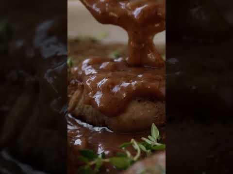 Filé ao molho madeira | 🎬 Assista a receita completa no canal ⁨@MenuFestval⁩