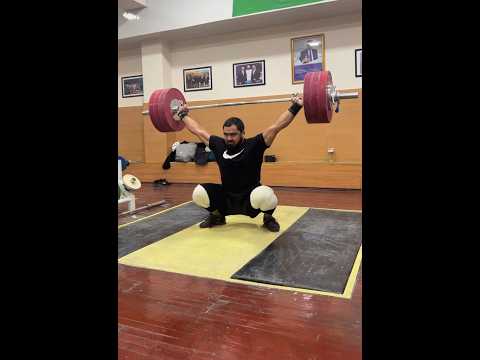 Akbar Djuraev (110) 185 kg snatch double