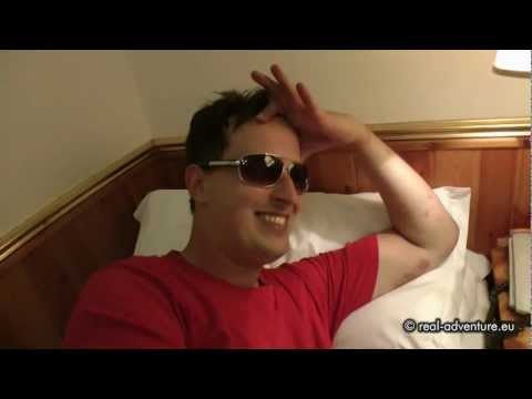 Fürstlicher Empfang in Cortina d'Ampezzo nach der Klettertour - Abenteuer Alpin 2011 (Folge 6.7)