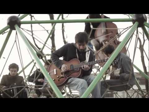 LaVitrola.cl: Niño Cohete - Osos y cazadores