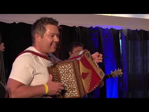 Ravnestad og dei pårørande   Vals i æ-moll av Siren Thorsheim