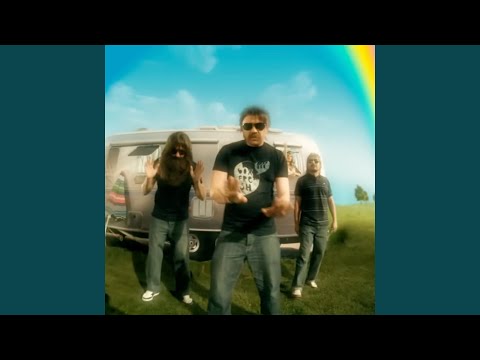 Мрън, мрън (feat. Lora Karadjova)