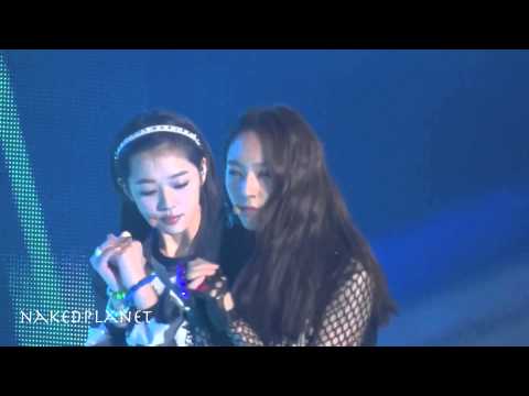 121111 SBS Love Sharing Concert - f(x) - Electric Shock (KRYSTAL)
