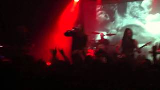 DARK TRANQUILLITY  Lyon 08/10/2010 CCO Stage Diving Mikael