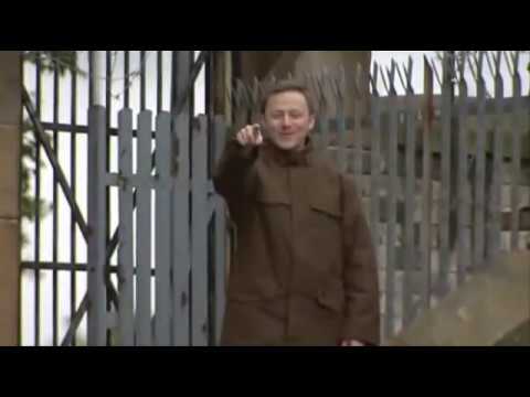 Limmy's Show - Pointing sketch