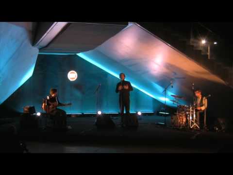 Rui Oliveira FADO solo I Alfama (C.Sobral/A.Correeiro)