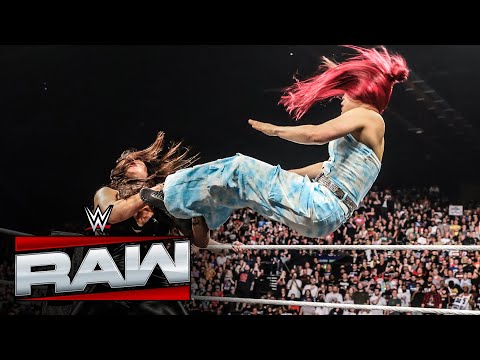 IYO SKY saves Rhea Ripley from Raquel Rodriguez and Roxanne Perez: Raw highlights, Aug. 25, 2025