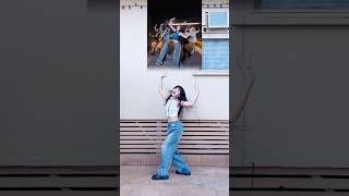 Download lagu MEOVV - ‘HANDS UP’ dance ♡ side by side #meovv #handsup #kpopdance mp3