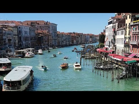 Rialto Bridge, #Ponte di Rialto #grandcanal  #italy #europe #placestovisitinEurope