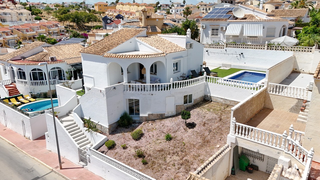 Chalet en Venta en Orihuela