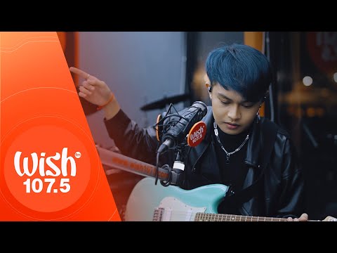 Ace Banzuelo performs “Muli x Malayo” LIVE on Wish 107.5 Bus