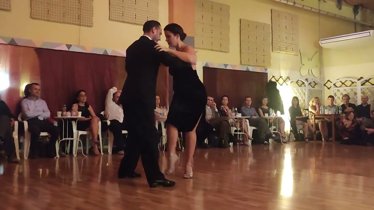 Video thumbnail for Fausto Carpino y Stephanie Fesneau 03 Tango