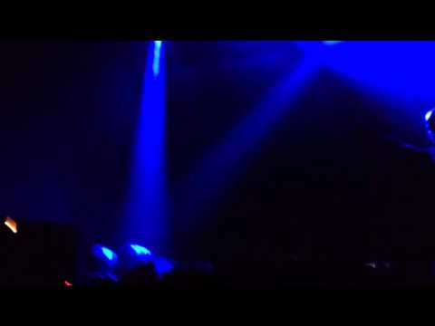 Showtek ( Alvaro & Steve Aoki )