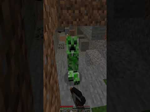 Surviving My First Creeper Encounter in Minecraft Monster Hunter