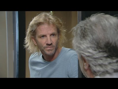 Night & Day - Inchausti and Vico confront each other in a conversation that could twist the story.