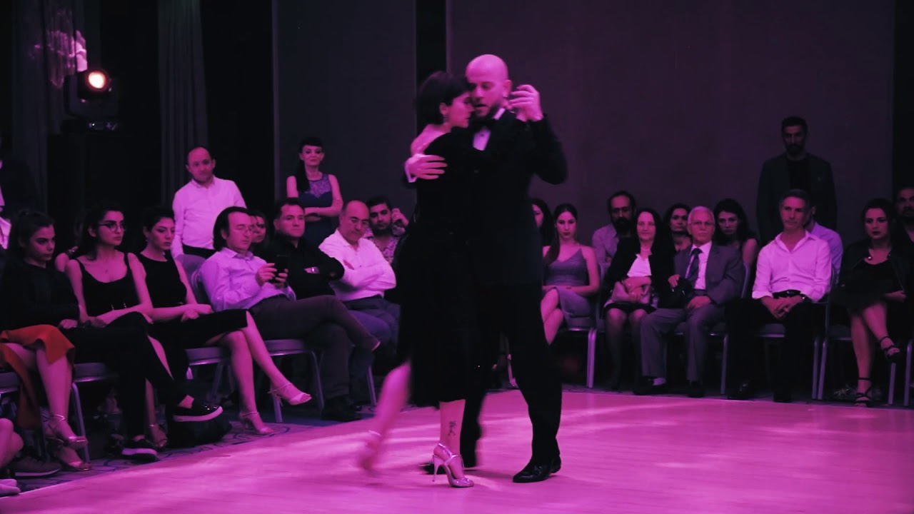 ALPER Ergokmen & SELEN Surek  2/4 19 Mayıs Tango Festivali 2019