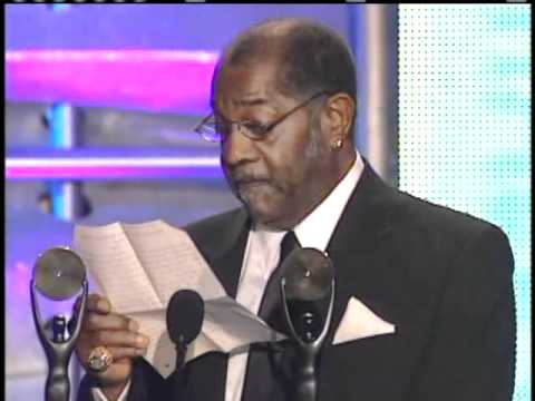 Johnnie Johnson and James Burton accept award Rock and Roll Hall of Fame  Inductions 2001