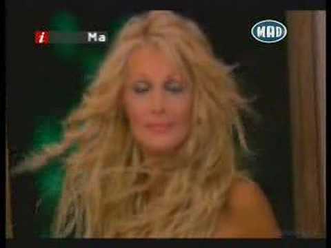 Video thumbnail for Δε σε νοιάζει για μας (De se niazi gia mas)