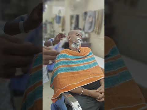 Men head shave 