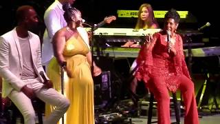 Gladys Knight - &quot;If I Were Your Woman&quot; (LIVE)