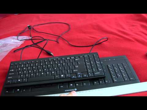 download lagu mp3 mp4 I Rocks Aluminum Keyboard, download lagu I Rocks Aluminum Keyboard gratis, unduh video klip I Rocks Aluminum Keyboard
