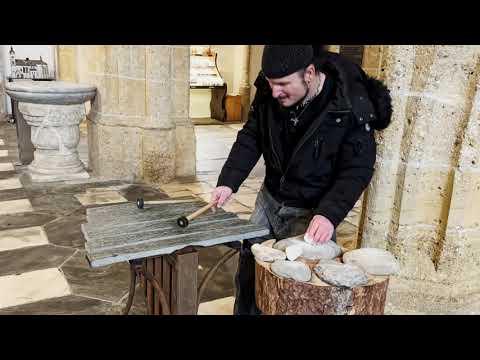 Lithophone : music with stones