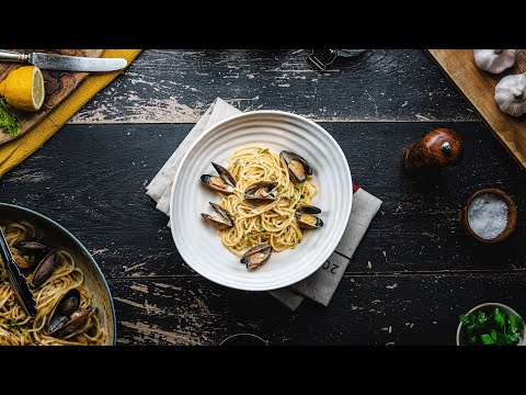 Napolina Clam Linguine Recipe - Prefect for the Feast of the Seven Fishes