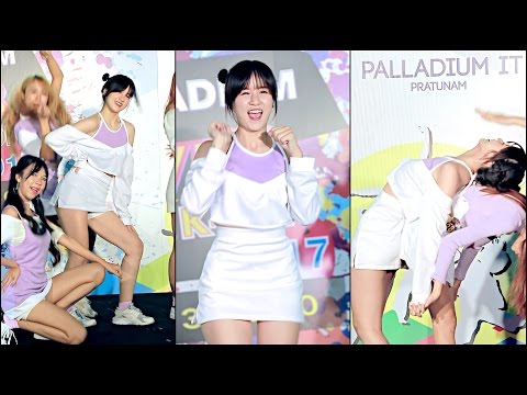 170506 직캠 'Petch'(Venus) - 모모 - 'TT'(TWICE) @ The Palladium Cover Dance'17 ; Cam by MinDevil