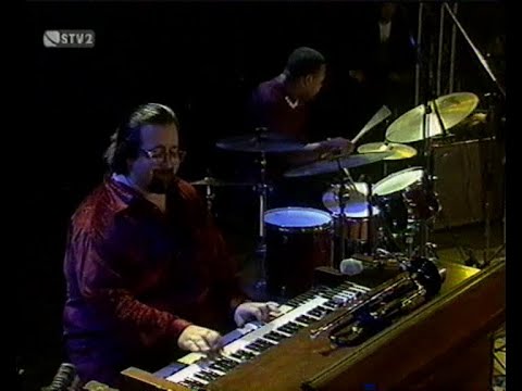 The Joey DeFrancesco Trio - 2001 Bratislava (EXTREMELY RARE FOOTAGE)