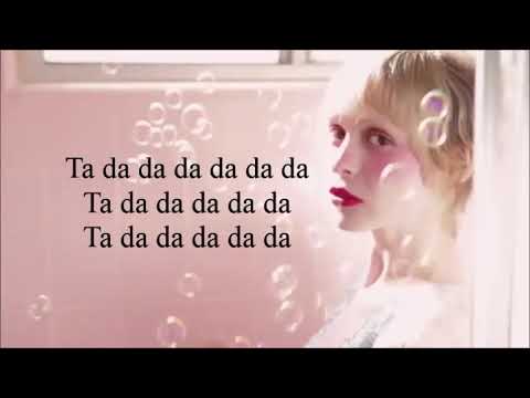 Petite Meller   Baby Love