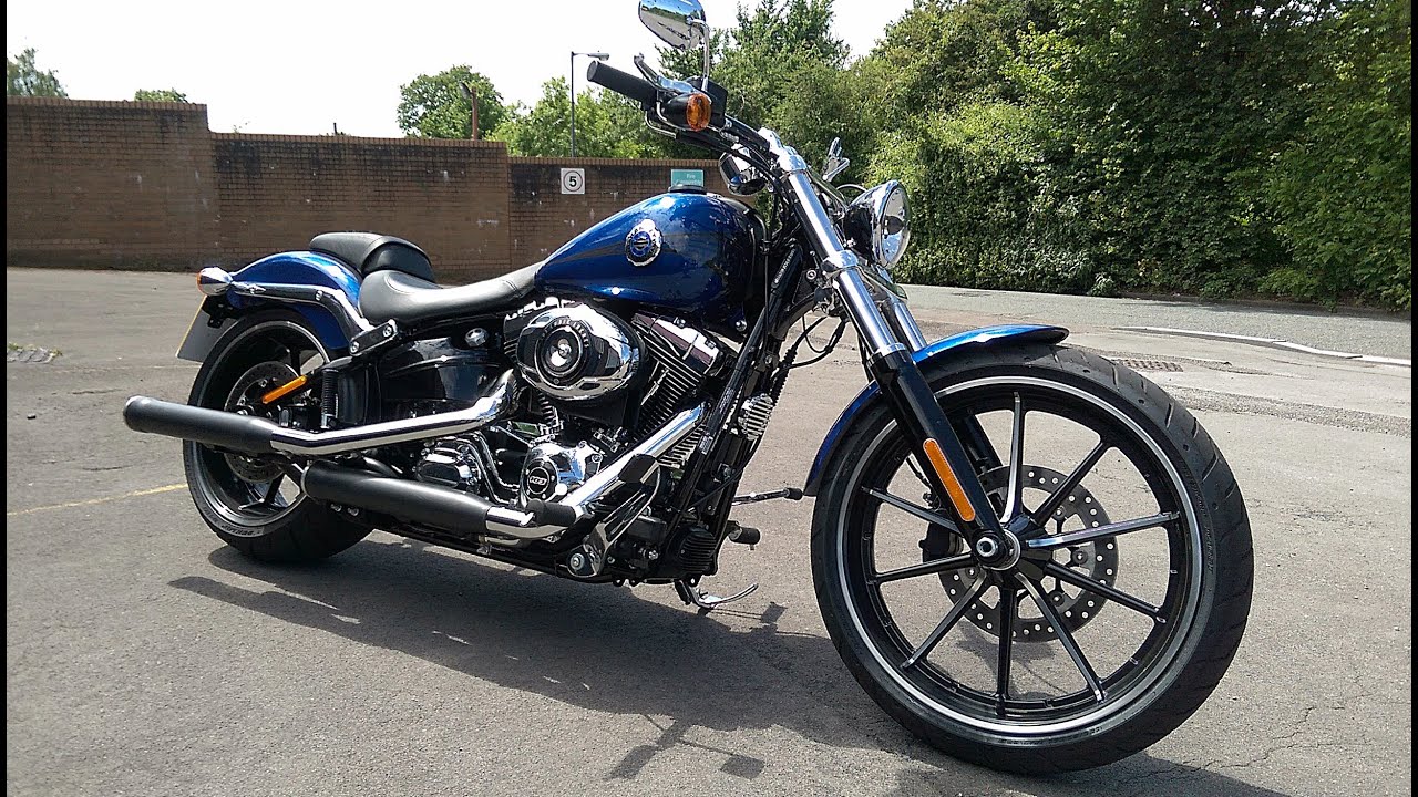 2015 Harley Davidson Softail Breakout Review - Fast road test