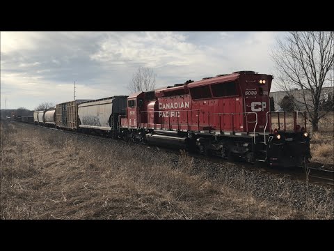 8 EB’s & 1 WB (KCS, Long hood SD30C)