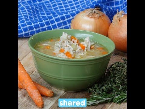 Sopa de Frango e Arroz Selvagem em Panela Lenta