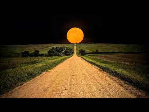 Karin De Ponti - I Am the Moon (Chris IDH Remix)