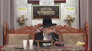 הרב בן ציון מוצפי  •  מוסאיוף שידור חי (הרב בן ציון מוצפי) - התמונה מוצגת ישירות מתוך אתר האינטרנט יוטיוב. זכויות היוצרים בתמונה שייכות ליוצרה. קישור קרדיט למקור התוכן נמצא בתוך דף הסרטון