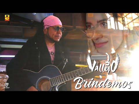 3 Vallejo - Let's Toast (Official Video)