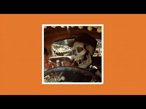 |TRICK OR TREAT| Halloween playlist. (NOT CLEAN)