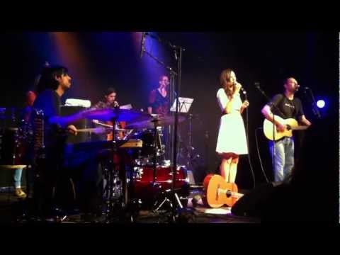 DHANYABAAD 26. Oktober 2011 - BAUM / LEA LU